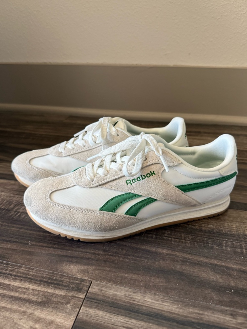 Reebok White Sneakers with Green Stripes